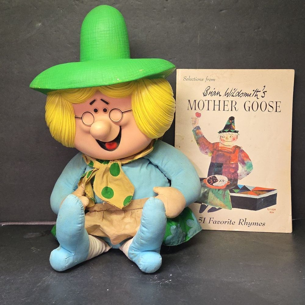 Vintage 1970 Mother Goose Mattel Pull string Talking Plush Doll Toy